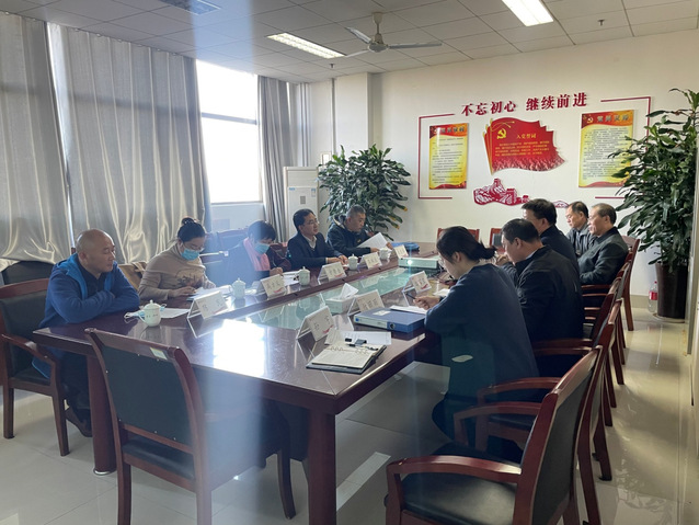 市節能工作檢查組蒞臨我校檢查指導節能工作，推進校園節能技術推廣服務